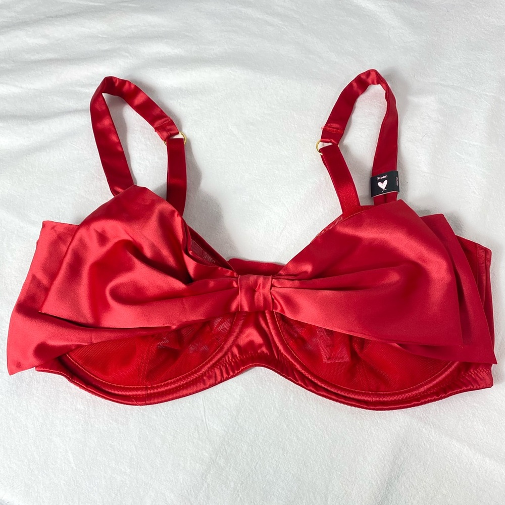 Victoria’s Secret Red Satin Bow Bra 34DDD
